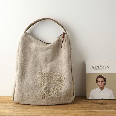 Large Capacity Embroidered Handbag