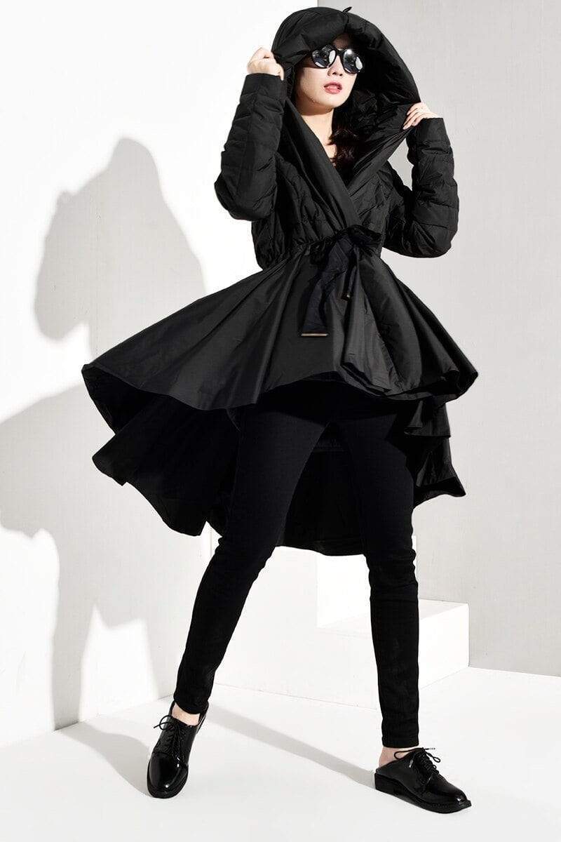 Jaqueta preta de inverno com cintura cinzelada Buddha Trends