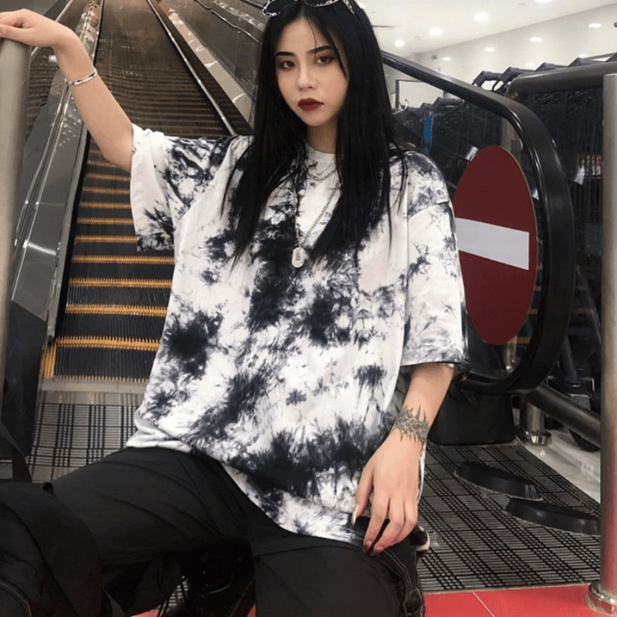 Buddha Trends Black & White Oversized Tie Dye T-Shirt