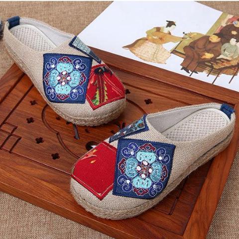 Buddha Trends Chinese Artist Embroidered Cotton Slippers