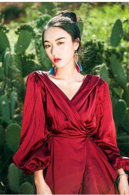 Boho Chic rückenfreies High-Low-Kleid mit V-Ausschnitt | Mandala