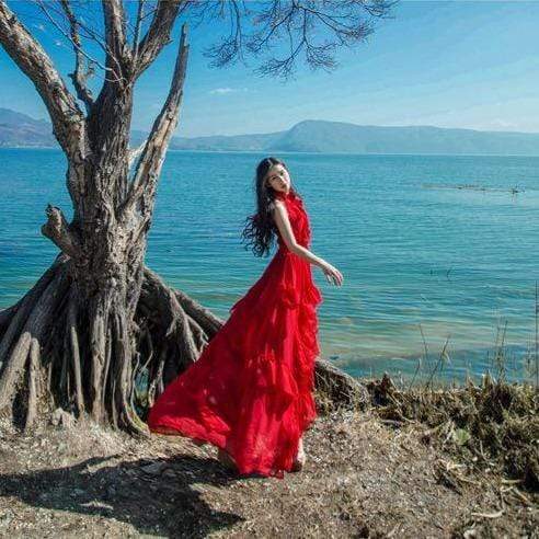بوذا تريندز فستان طويل شيفون أحمر كبير بدون أكتاف | ماندالا