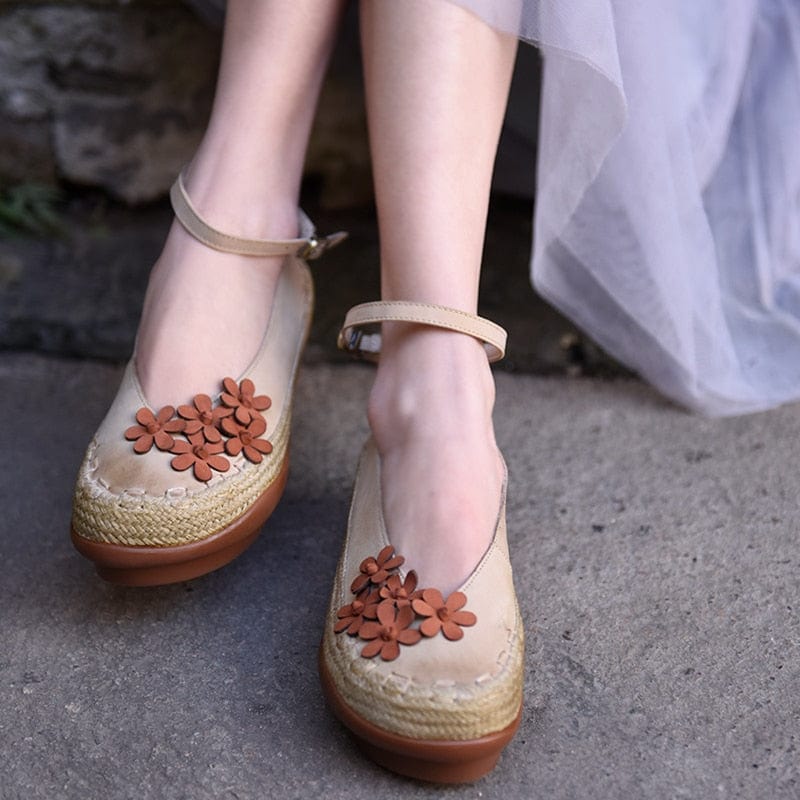 Sapatos florais de couro feitos à mão com tendências Buda
