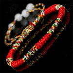 Handgemachtes tibetisches Knoten-Armband mit Perlen