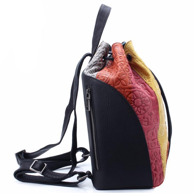 حقيبة ظهر بوذا تريندز متعددة الألوان من الجلد الأسود المنقوش