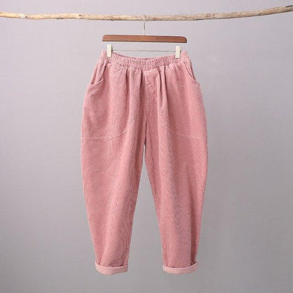 Pantalones de pana vintage enrollados