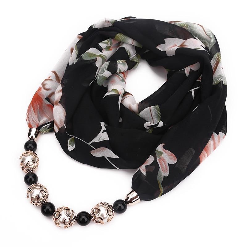 Collar de bufanda con cuentas de gasa floral Rosanna de Buddha Trends
