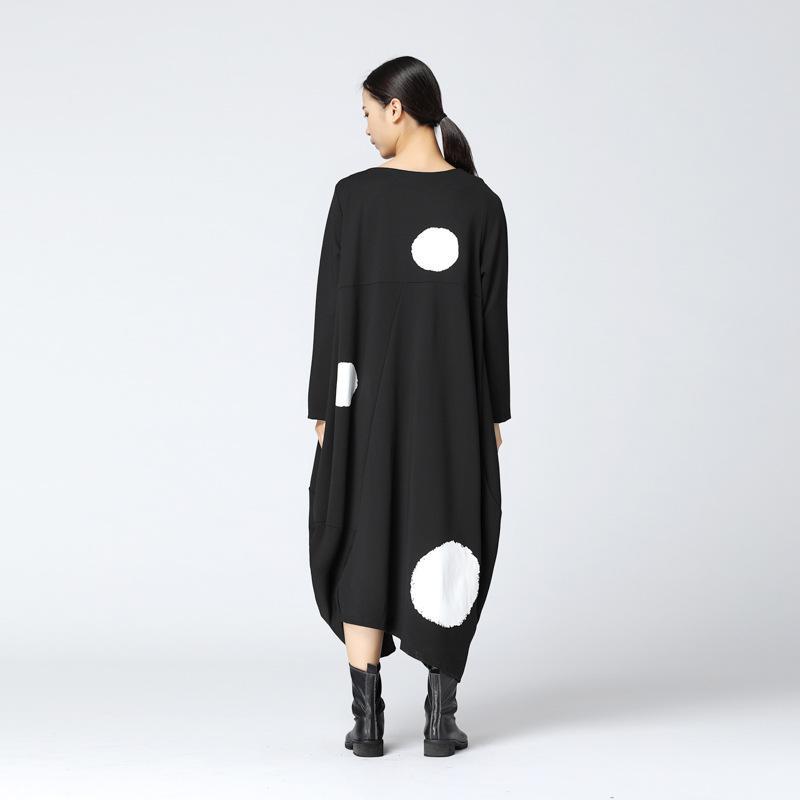 Vestidos estilo suéter de Buddha Trends Cárdigan extragrande con cremallera de lunares en blanco y negro