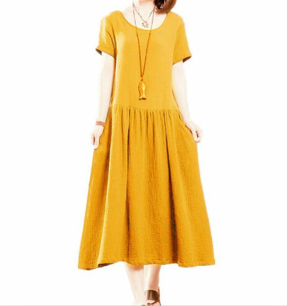 بوذا ترندز أصفر / S Love Poem فستان متوسط ​​الطول بأكمام قصيرة
