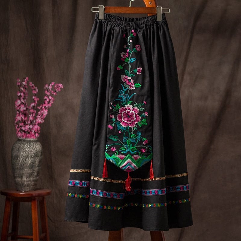 Buddhatrends Black / One Size Embroidery Elastic Floral Midi Skirt