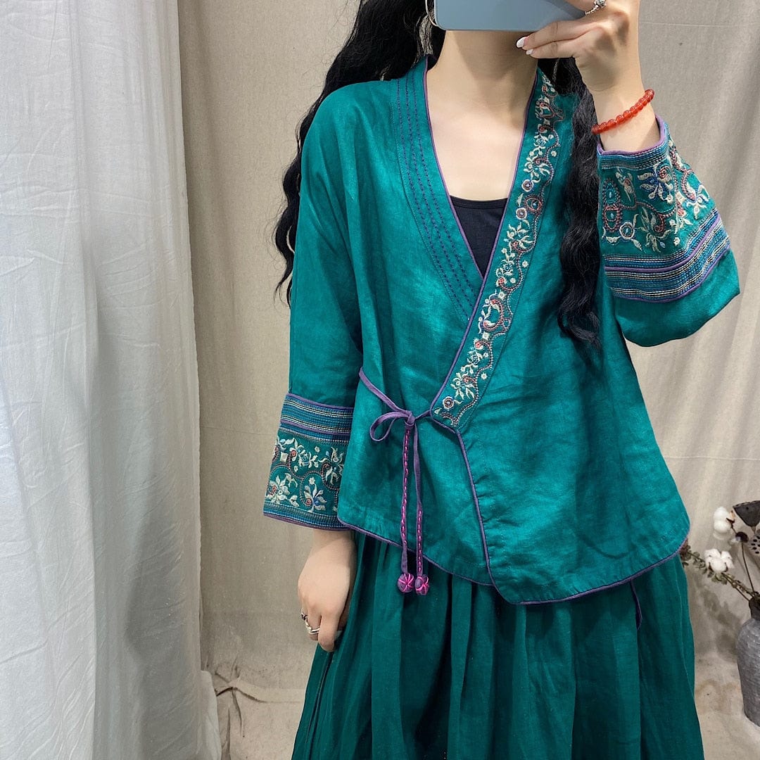 китайська блузка з вишивкою Esmeralda з V-подібним вирізом від Buddhatrends
