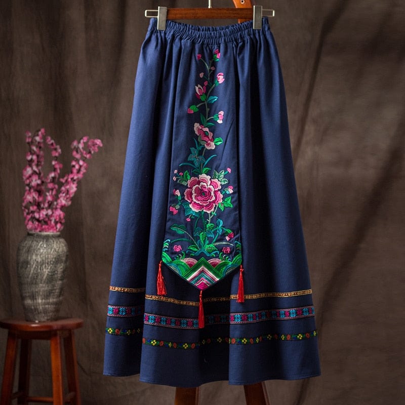 Embroidery Elastic Floral Midi Skirt